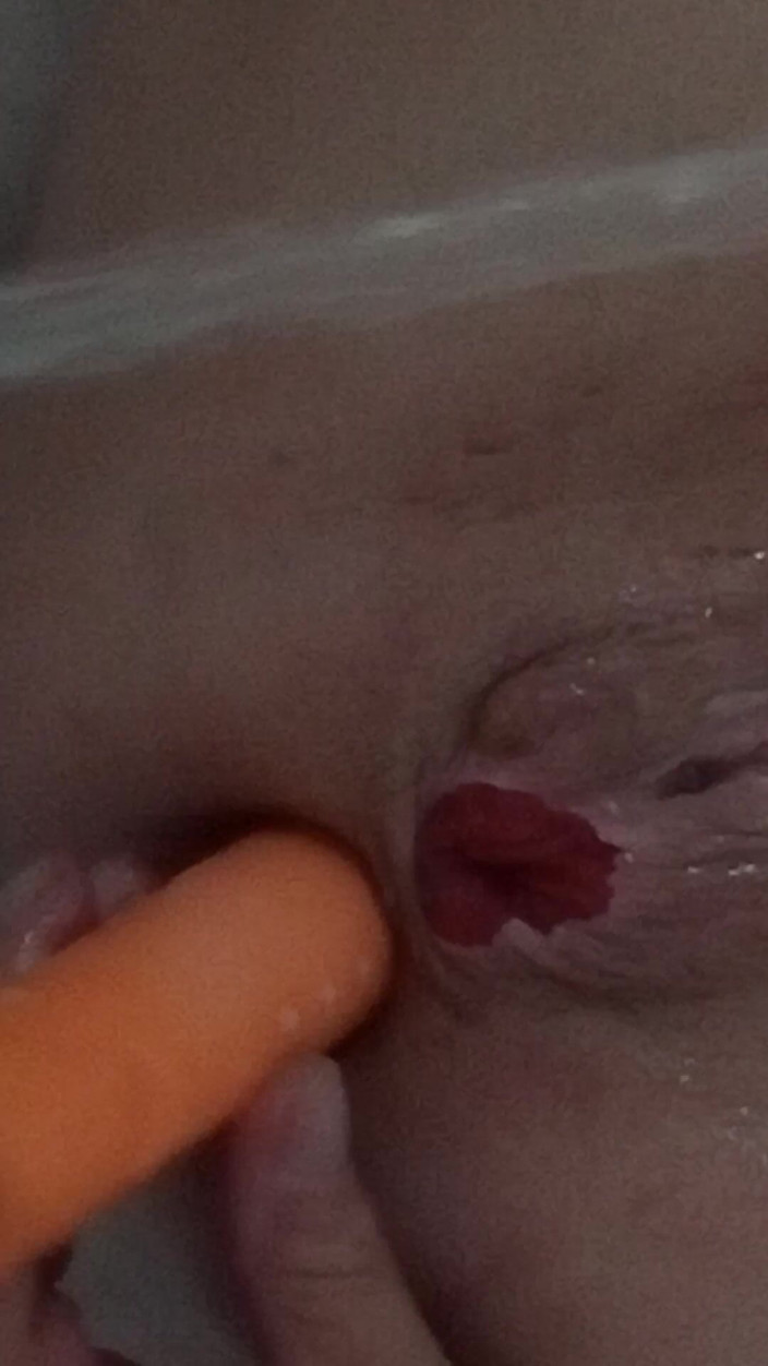 Lizzy Yum: Lizzy yum sd giugno 2025 masturbazione dilatando il bagno amatoriale al...