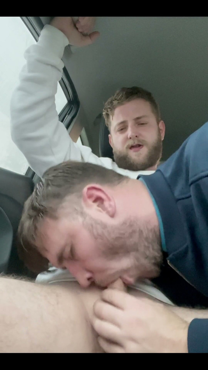 GlennandSonny: Car Suck and Swallow
