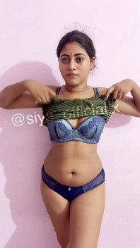 Siya bhabhi 阴户操逼和指法印地语