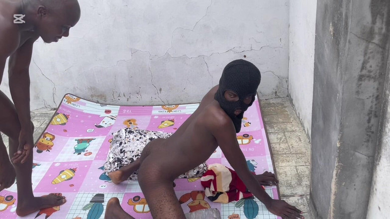 Bolatheboss: Bolaji i wysoka suka Challange