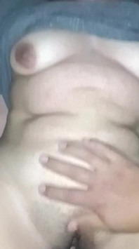 Výstřiky mrdky až k nártu krku