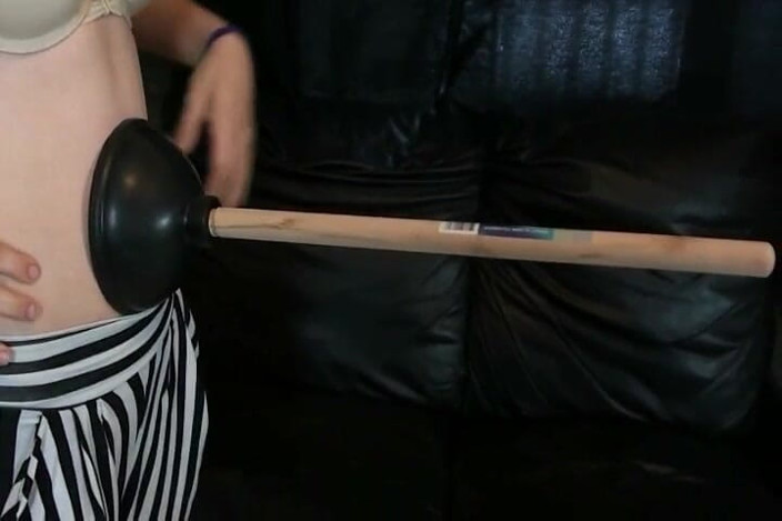 The foxx office: Celeste Belly Plunge Hidef Mov