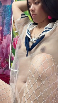 สาวเซ็กซี่แสนหวาน hana หุ่นตัวเล็ก