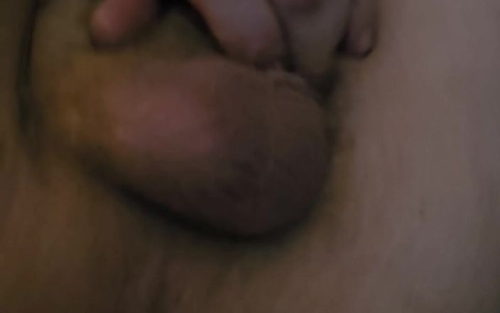 Dixon Sideya: क्रोम कूगर मुट्ठी ले रही है