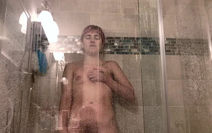 Kactus kutie: Through the Shower Glass