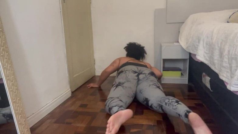 Cutiepiie Chubby: Cutiepiie Curvy - Yoga Positions to Fart