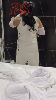 Indiancă desi Bhabhi solo cu masturbare cu vibrator, scurgând încărcătura