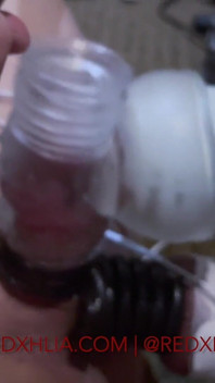 Ejaculează pentru a face un milkshake