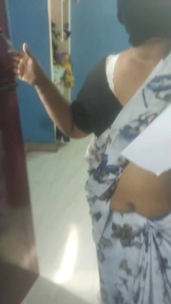 Tamil lesbian: Mark के लिए लड़के के साथ टीचर सेक्स
