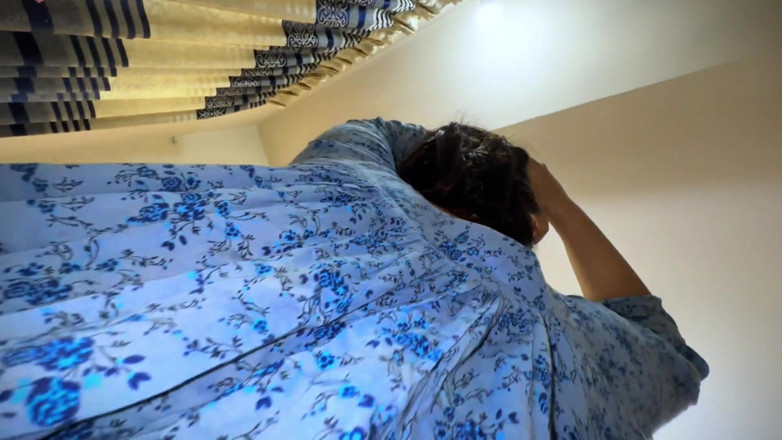 Aria Mia: Árabe hermosa con enormes tetas colgantes y culona madrastra musulmana...