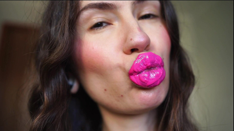 Rarible Diamond: Pembe lipglos katmanları