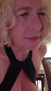 Dildo House s Katt Noir a Lily Kink