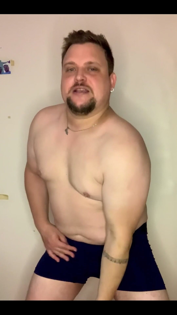Wrongskiy: A Lit Bit of Naked Exercises