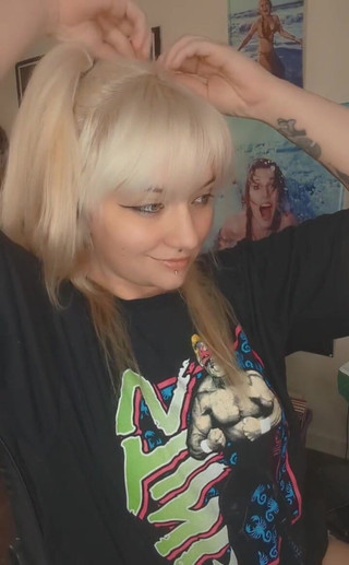 Evelyn Storm: Pigtails dělají tak dobré rukojeti