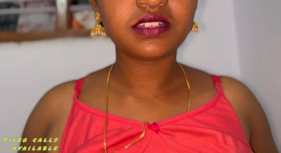 Mary V: Adik tiri tamil lagi asik muasin memeknya pakai vibrator sampai...