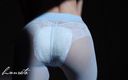 Lanreta: Plassen in maxi pads onder panty