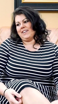 Winter Hill Shows off Curvy Figure in Audition with a Blowjob Skills!