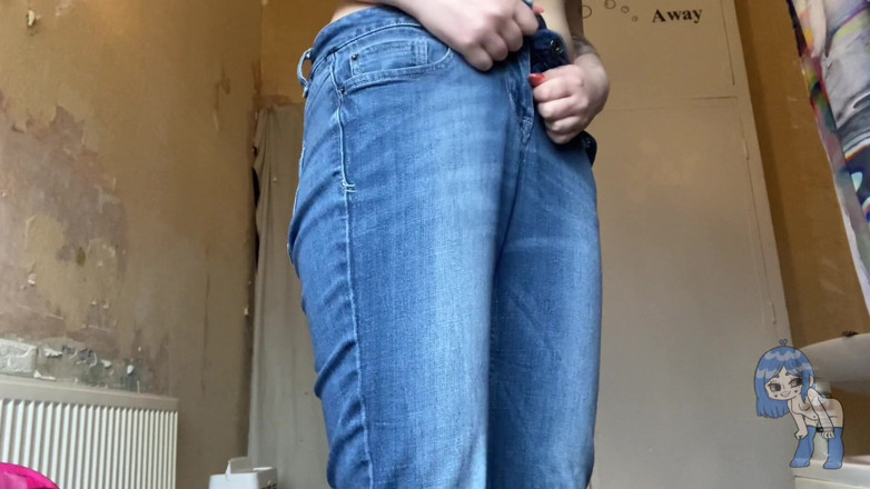 Alice Bean: becek jeans yang putus asa