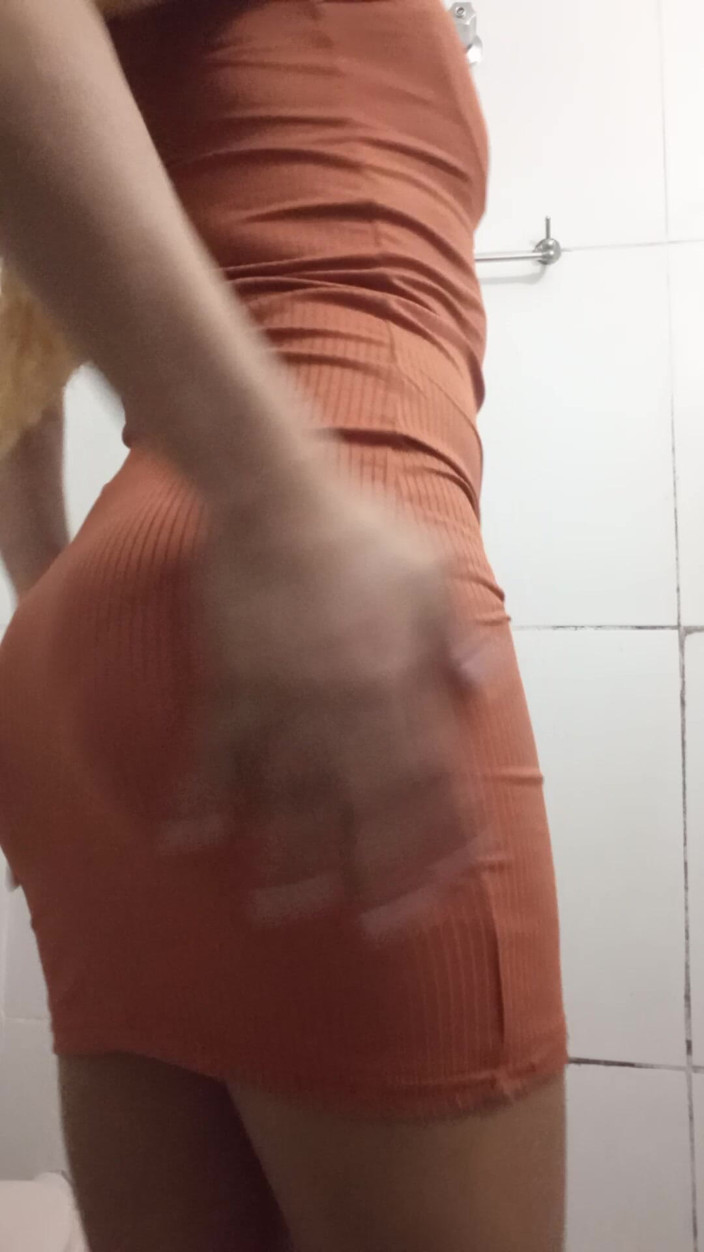AngelMature: Enjoying My Holiday with a Sex Craving, Scene 1