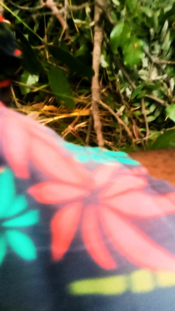 Judith xxx: Massage sur mon joli haut