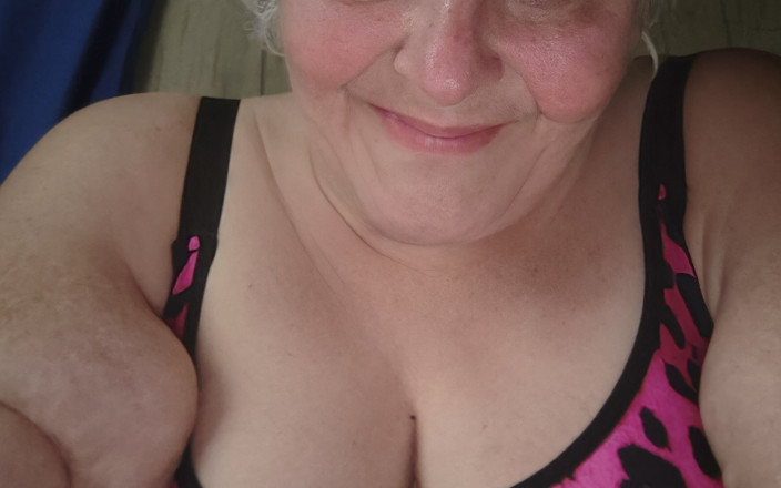 HerculesnVENUS: Vad gör du när strömmen går? Masterbate n cum tio...