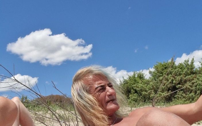 Gigi and David: Sexshow stripchat, fkk-strand, und typ, Gigi und dave 17-05-2025, P6