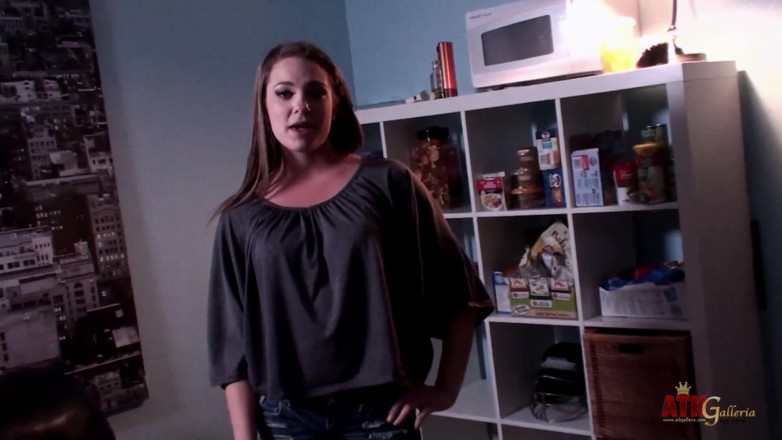 ATKIngdom Fans: Behind the scenes chatting with Bailey Blue
