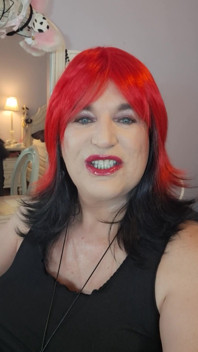 Wouldn't You Like to Kiss a Girl Like Me?