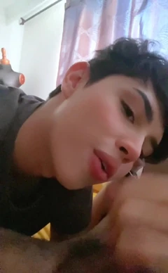 내 작은 입에 정액 주세요