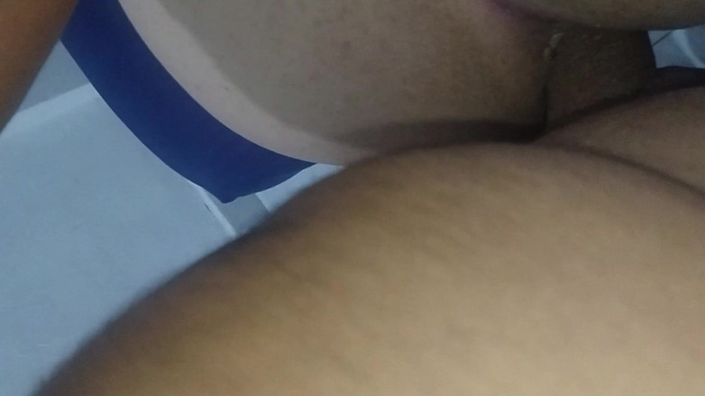 Angy Bisexperiences: 내 황소에게 후장 따먹히는 바람난 남편