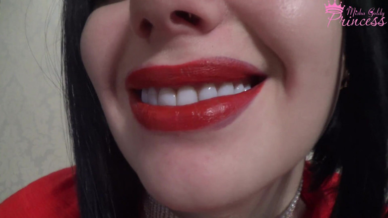 Goddess Misha Goldy: Cele mai roșcate buze