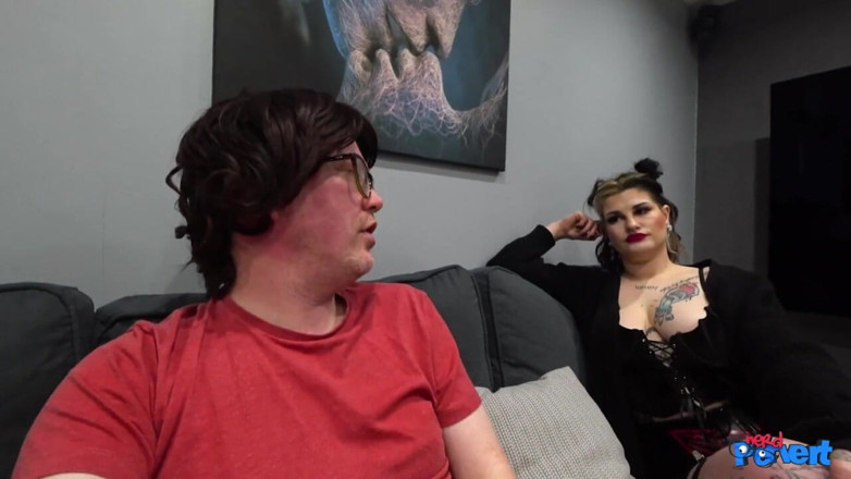 Nerd Pervert: Luna doom - gotik emme makinesi