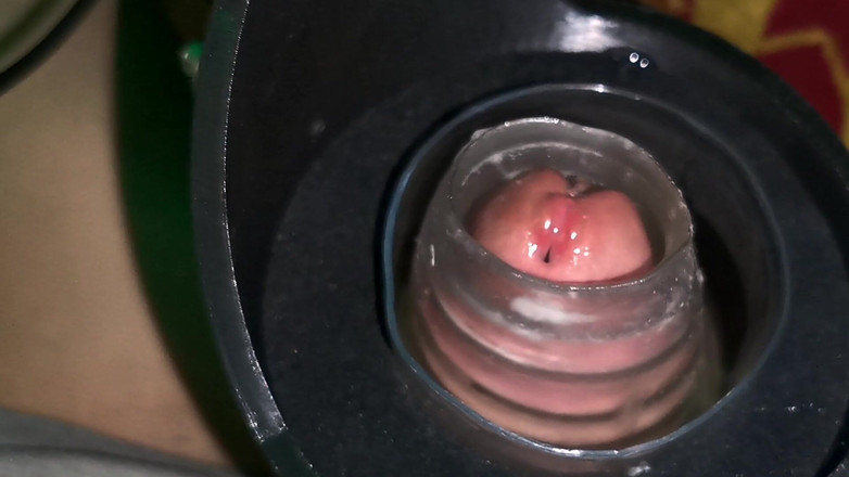 SEXY_GUYBEST: Một robot giật mình kiểm tra sức chịu đựng của một...