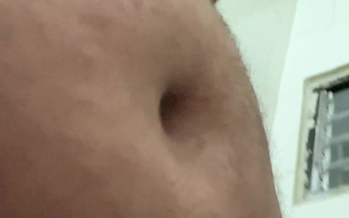 Ksanchez1203: Ayo ambil susuku, aku lagi mandi bareng