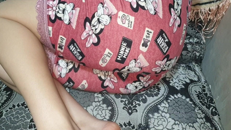 sahar good: Una teen marocchina ama fare sesso da dietro