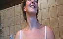German's Young Babes: Вона пишна тінка-аматор з Німеччини, яка любить смоктати