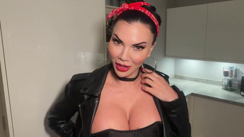 Jasmine Jae: Divorciada faminta por pau