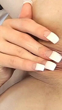 Teenenger Gefickt in Zwei Löcher Und Gespritz in Muschi
