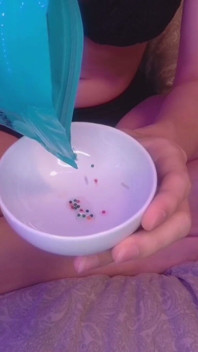 30 gelballen in mijn lul laten groeien en ze dan eruit schieten met veel sperma