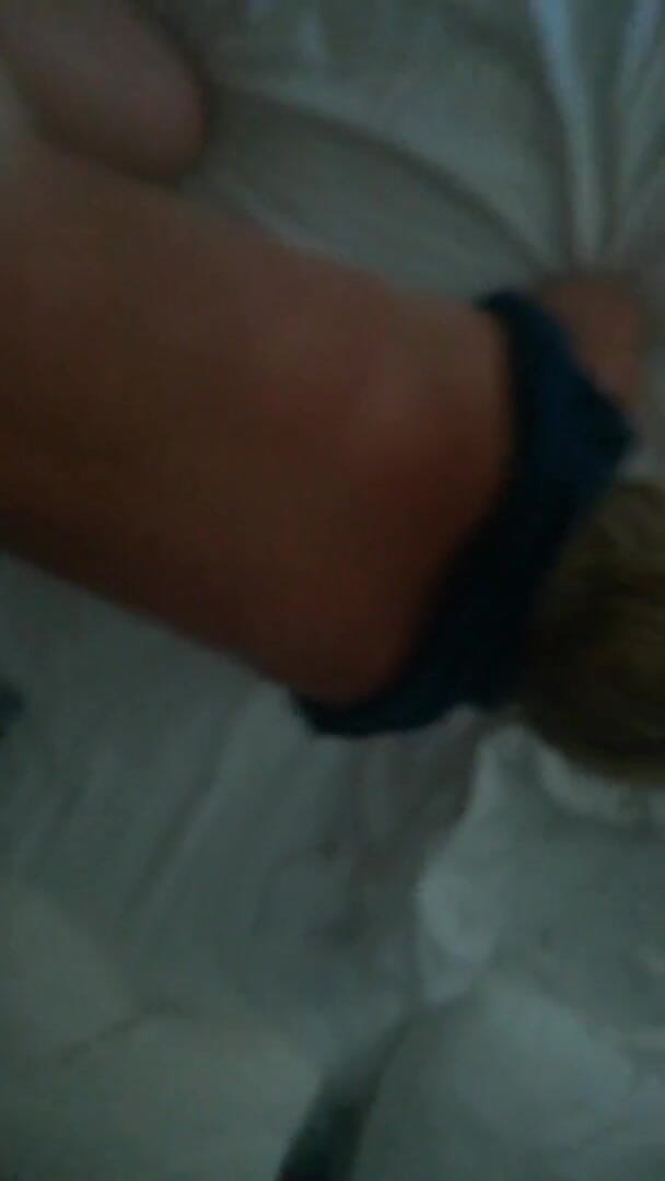 Igor 8820: Amateur-blondine wird in diesem selbstgedrehten video geliebt