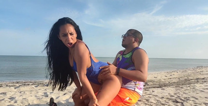 Maruchel Gomez: My Stepbrother and I Went to the Beach | Faphouse