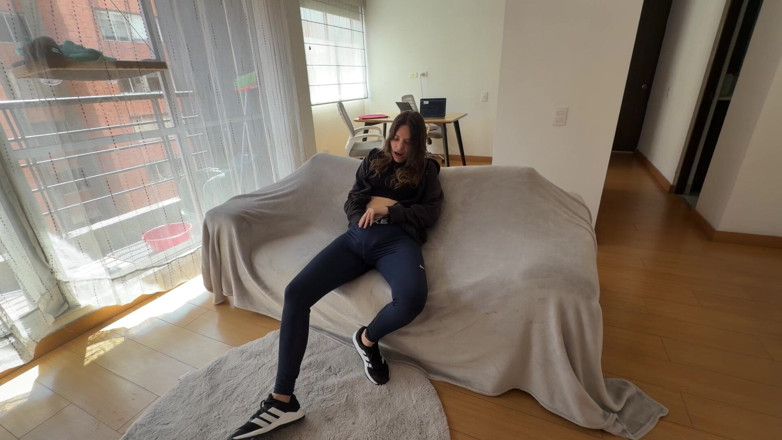 scarlettandc: Mujeres Haciendo tribbing a nůžky