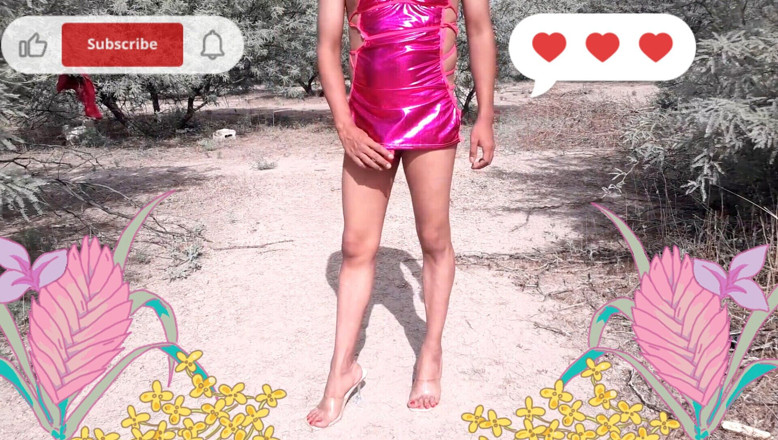 Misaelechowski: Sexy trans-barbie zieht sich in der Öffentlichkeit mit schönen absätzen und...