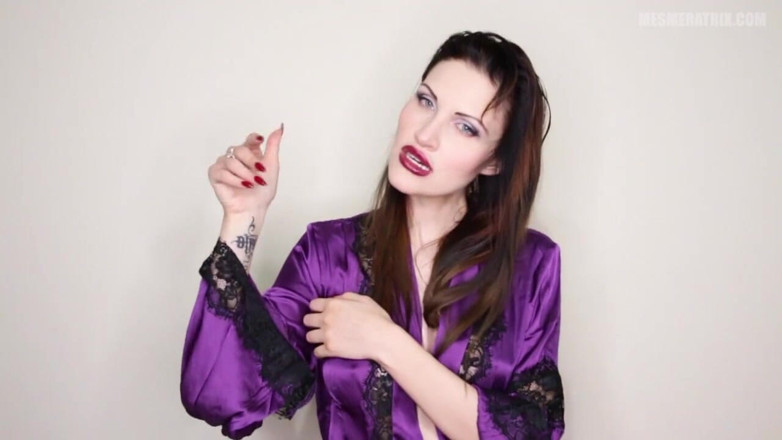 Lady Mesmeratrix Official: 魔法のファム・ファタール