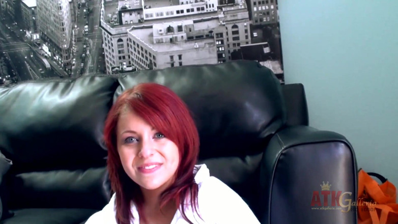 ATKIngdom Fans: Amazing redhead teen