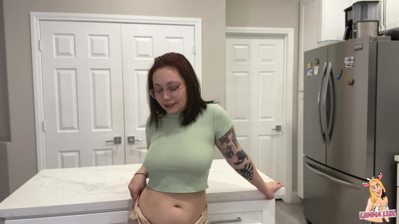 Lenna Lux: 欲情したメイド