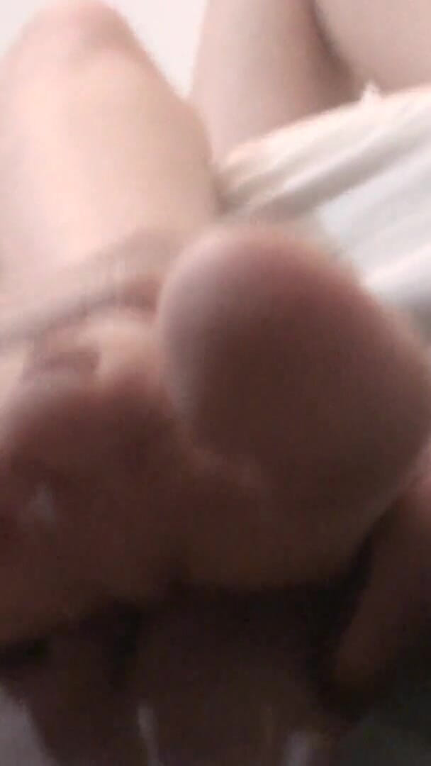 Feet Slave (Foot Girls)