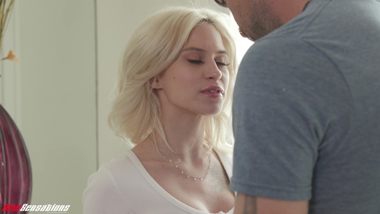 New Sensations: Kiara Cole Handles Her Surprise Visitor at Work
