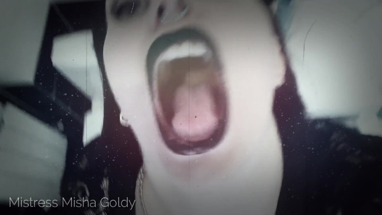 Goddess Misha Goldy: Tuvalette görüşürüz