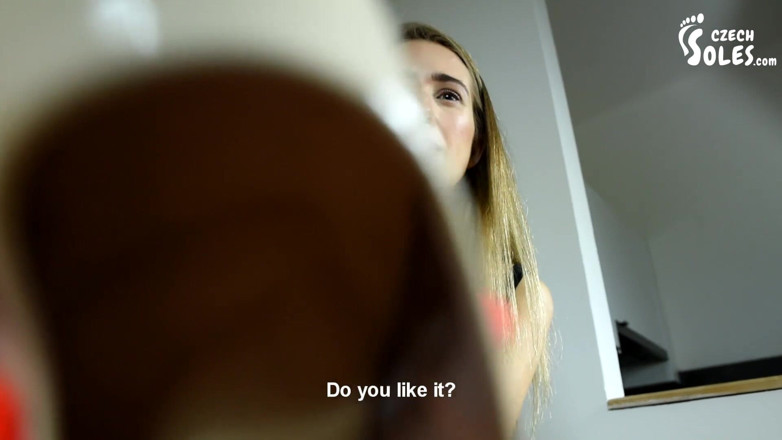 Czech Soles - foot fetish content: Moje nohy pro tvou kreditní kartu